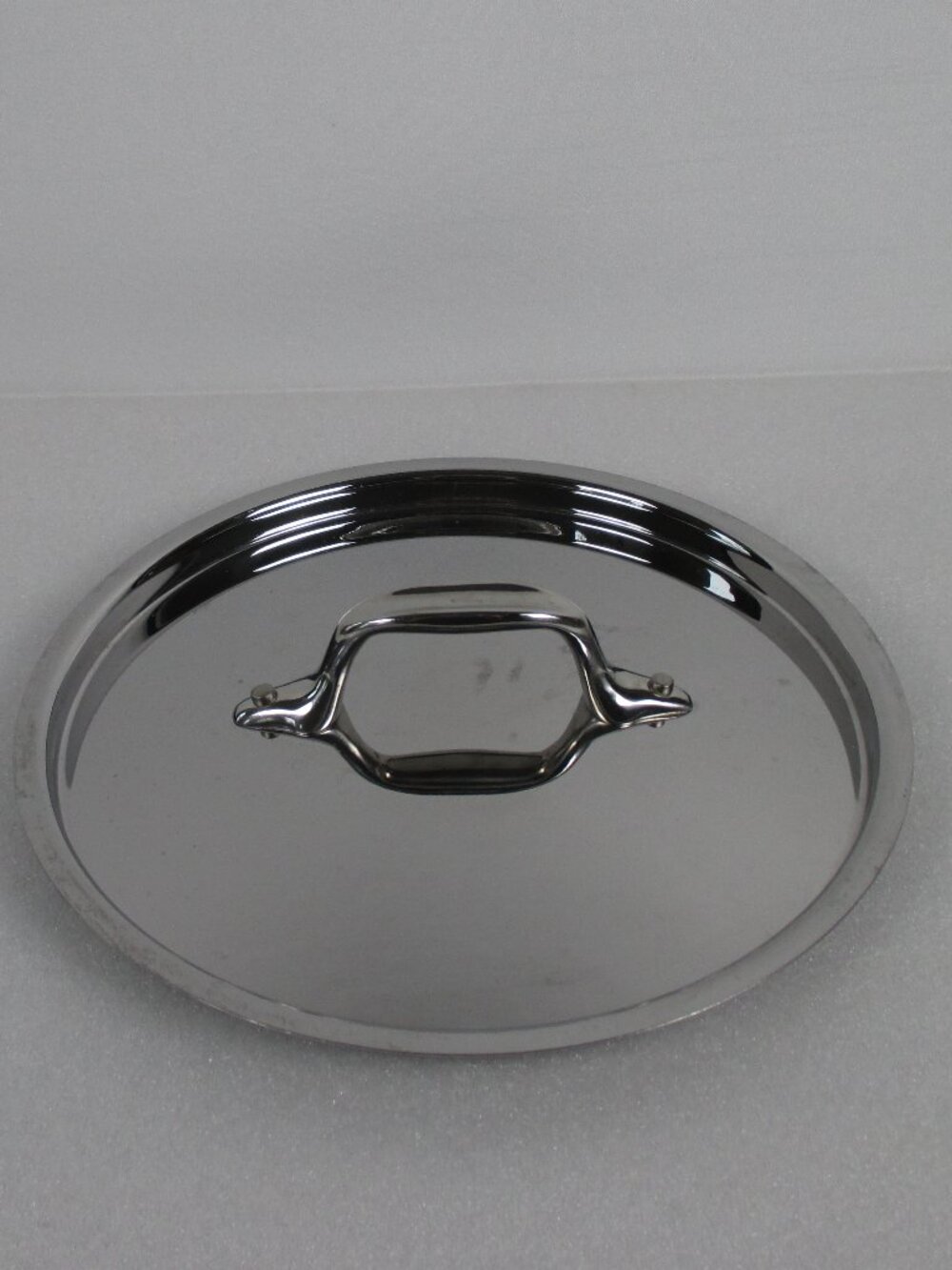 ALL CLAD D3 STAINLESS 3QT SAUCEPAN & LID - Picture 7 of 14
